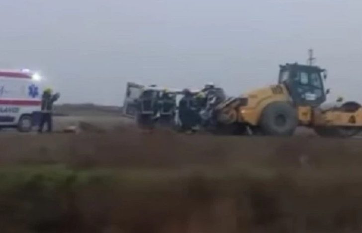 Kombi udario u radni valjak